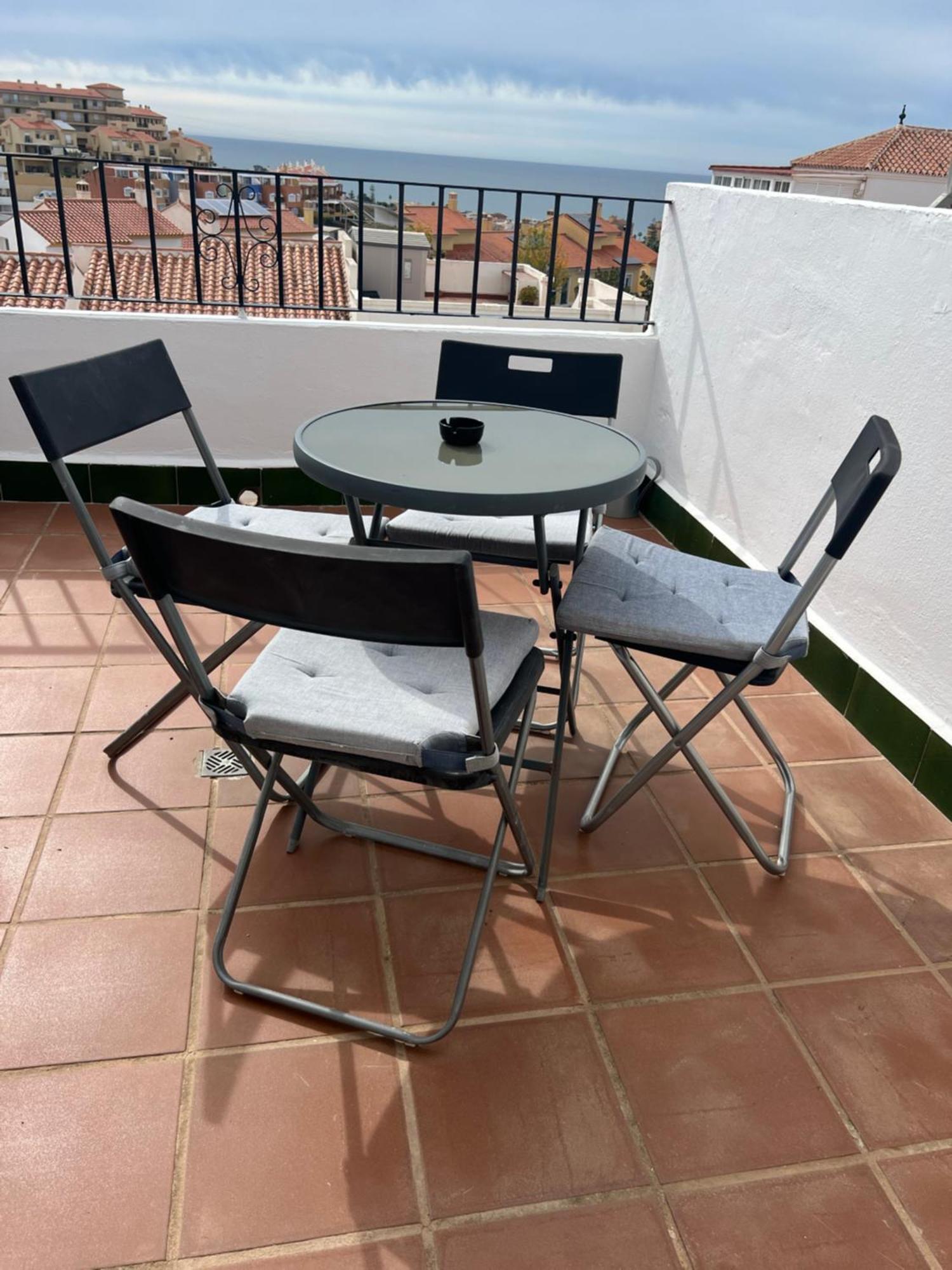 Atico Vistas Al Mar Golf ,Piscina Y Parking Albatros 2 Apartment Rincon de la Victoria Bagian luar foto
